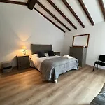 Casa En 5 Y 2 Plantas * Treceno