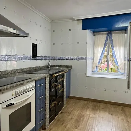 Casa En 5 Y 2 Plantas Тресеньо