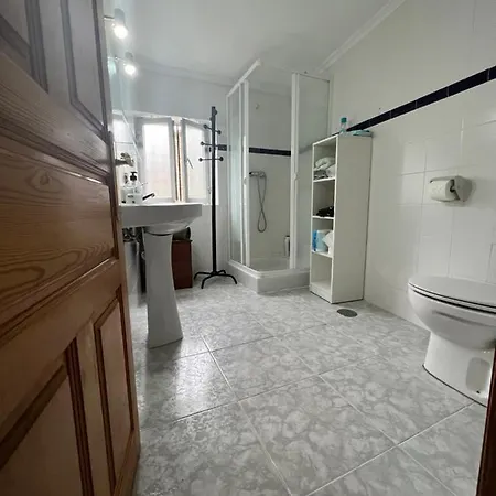 Casa En 5 Y 2 Plantas *