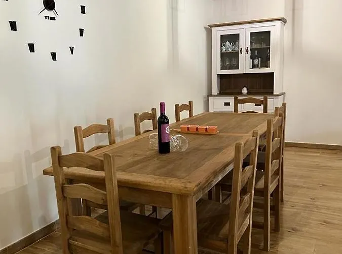 Casa En 5 Y 2 Plantas Holiday home Treceno