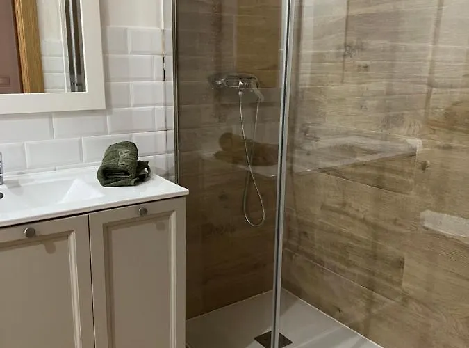 Holiday home Casa En 5 Y 2 Plantas Treceno