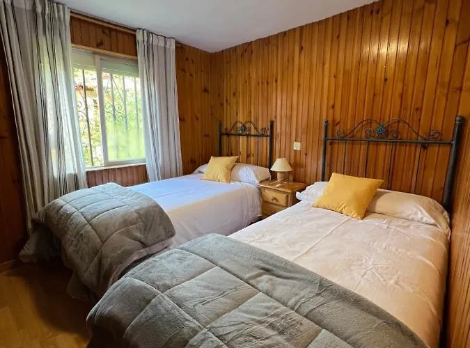 Casa En 5 Y 2 Plantas Holiday home Treceno