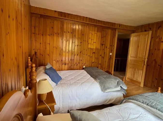 Casa En 5 Y 2 Plantas Holiday home Treceno